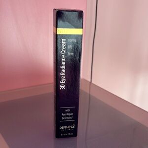 3D Eye Radiance Cream -